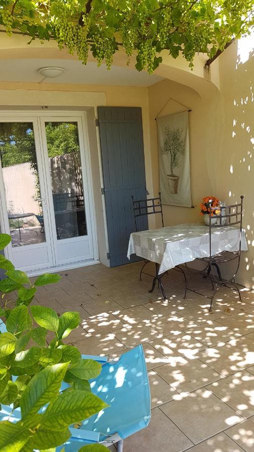 Fleur De Garance Bed and Breakfast Le Thor Exterior foto